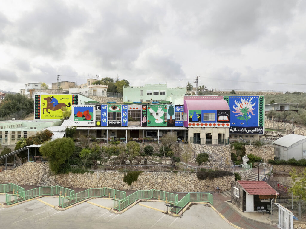 mural wall Peki’in tant broken fingaz Druze Arab Upper Galilee street art graffiti arabic hebrew peace